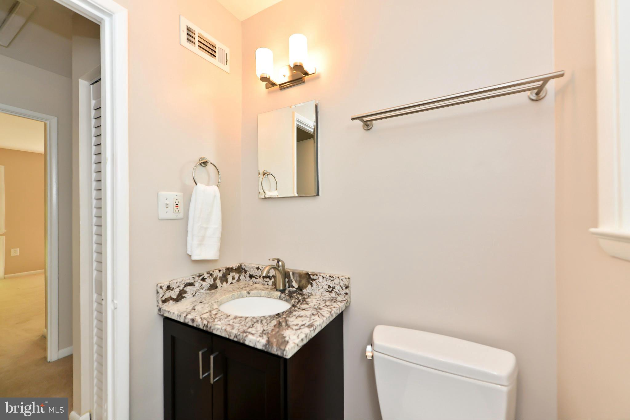 2216 Lofty Heights Place Reston, VA 20191 - Photo 21 of 28 Bath