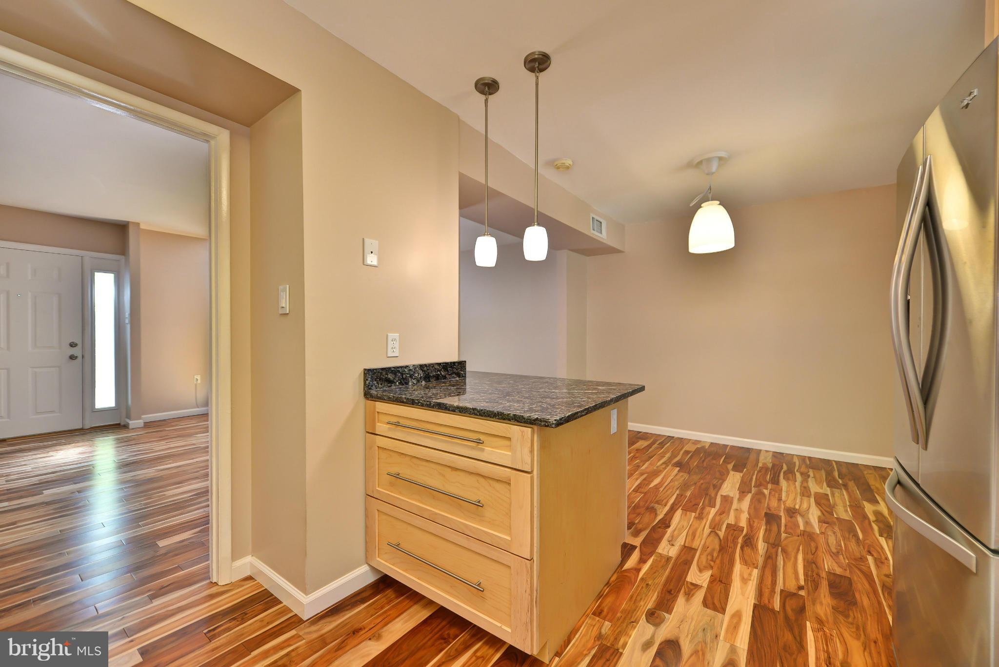 2216 Lofty Heights Place Reston, VA 20191 - Photo 6 of 28 Kitchen