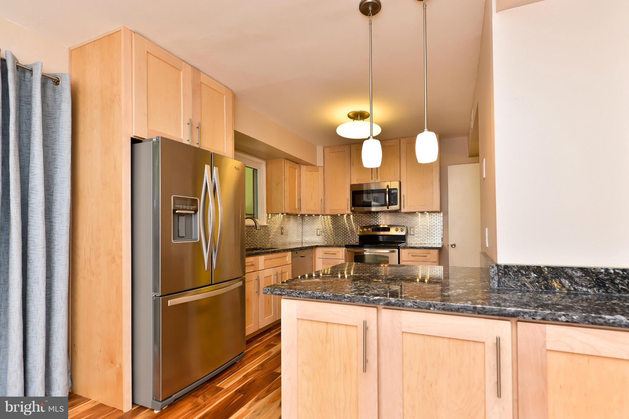 2216 Lofty Heights Place Reston, VA 20191 - Photo 7 of 28 Kitchen