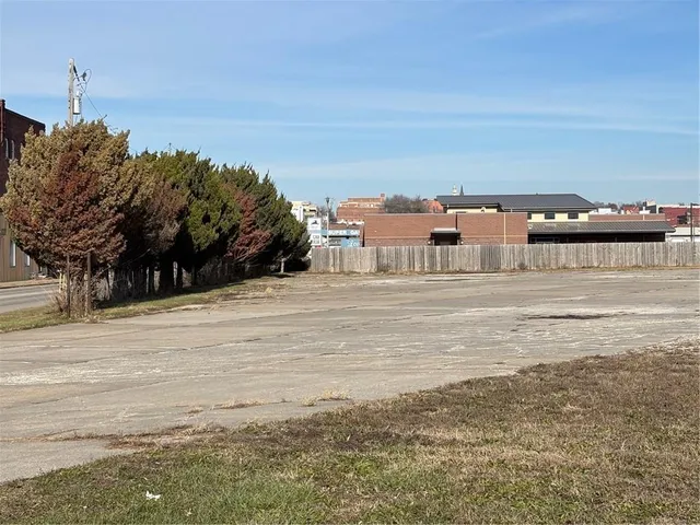 $495,000 | 1007 South 6th Street, St. Joseph, MO 64501