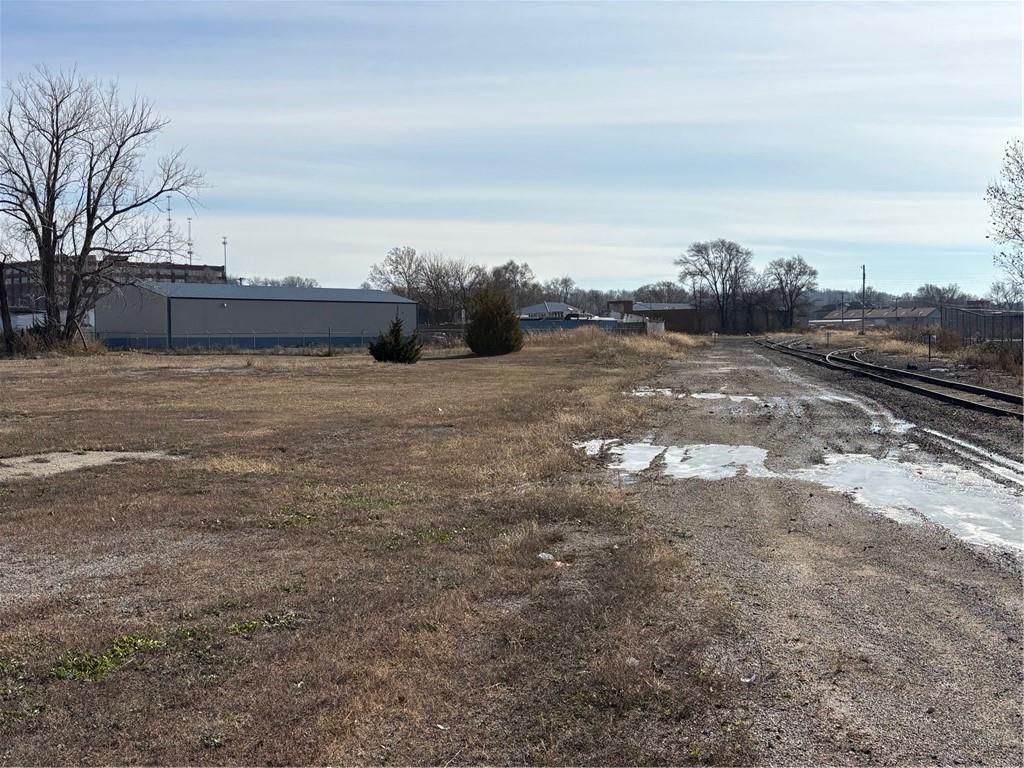 1007 South 6th Street St. Joseph, MO 64501 - Photo 5 of 6