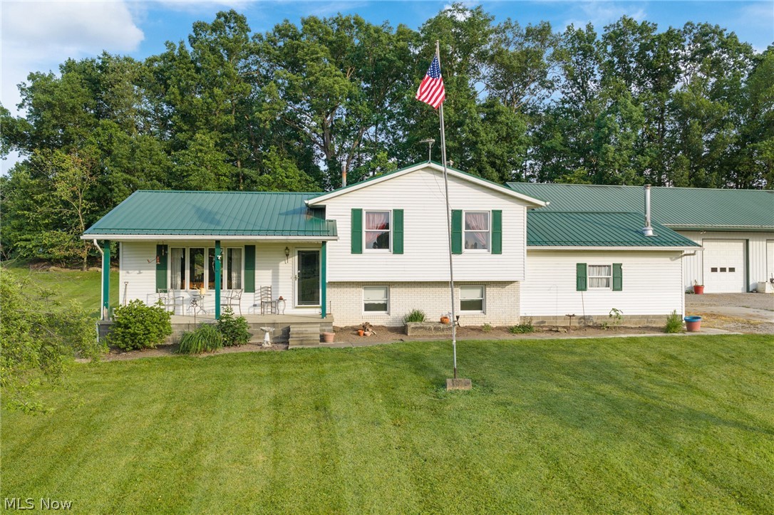 8175 Stover Road Sherrodsville, OH 44675 - Photo 2 of 23