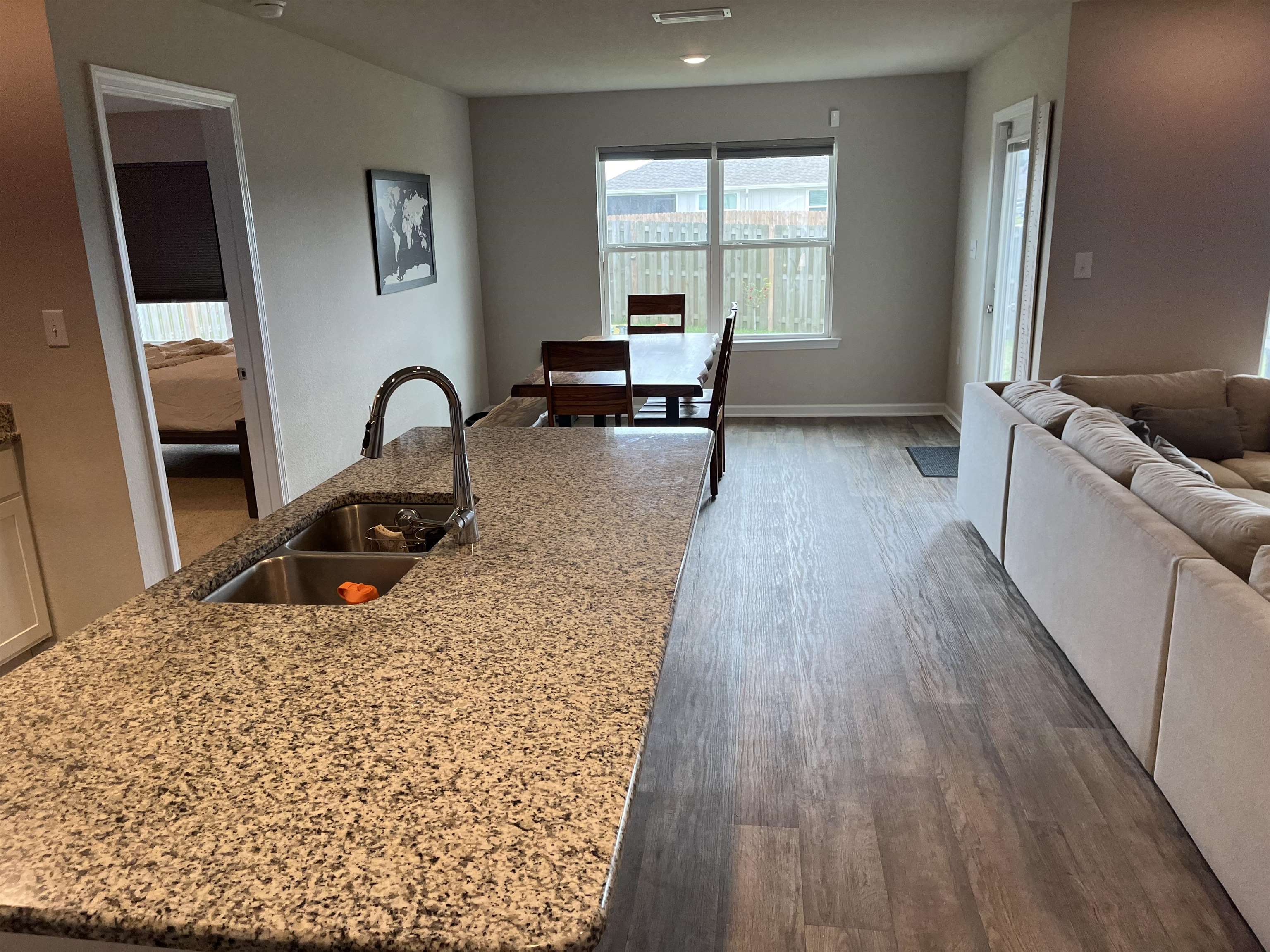 7952 Irwin Loop Daphne, AL 36526 - Photo 3 of 22 Kitchen
