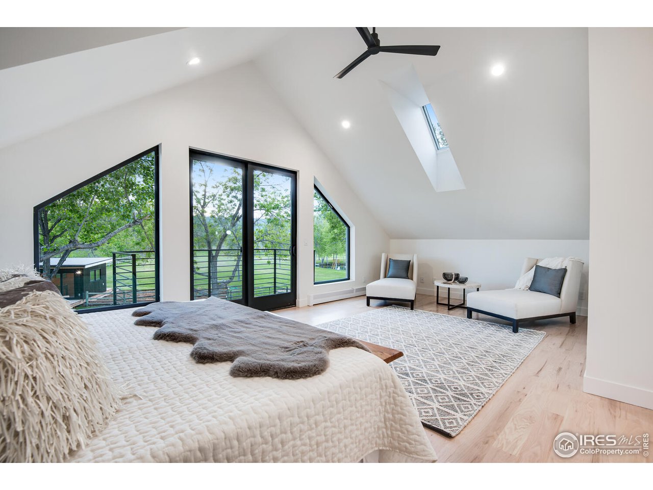 4795 Valhalla Drive Boulder, CO 80301 - Photo 17 of 40 Primary Bedroom