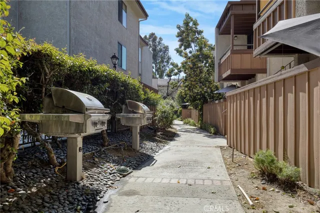 a view of outdoor space