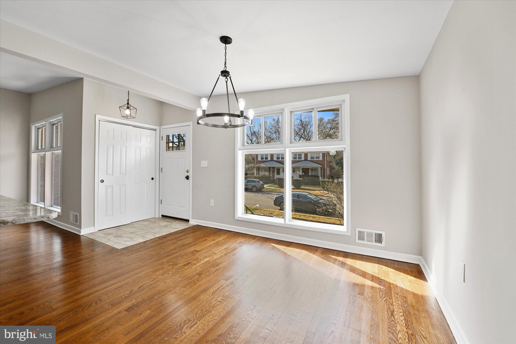 6807 Barnett Road Baltimore, MD 21239 - Photo 5 of 24 Oodles of natural light!