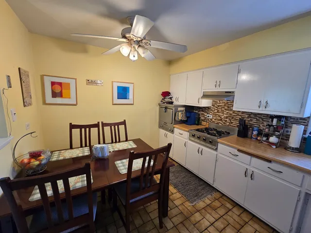 $224,900 | 14944 Springfield Avenue, Midlothian, IL 60445