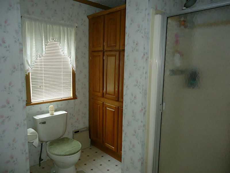 744 Hadley Road Greenville, PA 16125 - Photo 15 of 25 Master Bath/Spa.