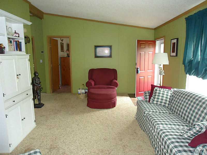 744 Hadley Road Greenville, PA 16125 - Photo 3 of 25 Living Room.
