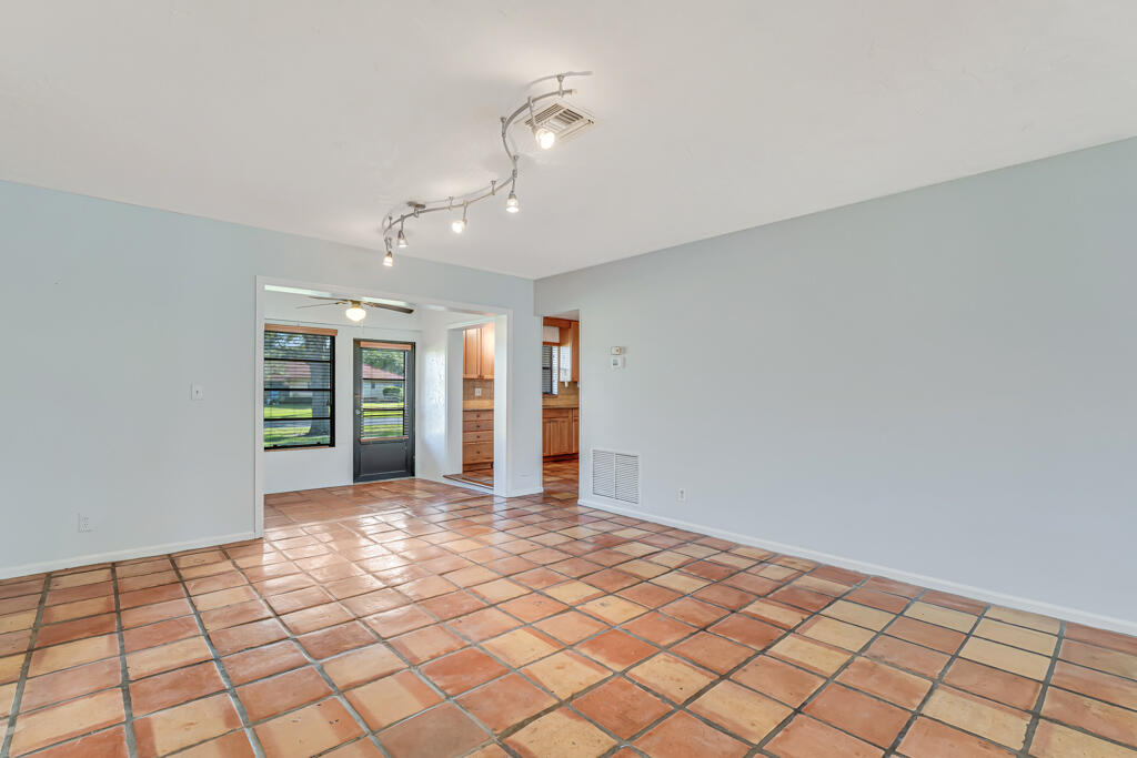 4540 Ficus Tree Road, Unit A Boynton Beach, FL 33436 - Photo 14 of 44 10