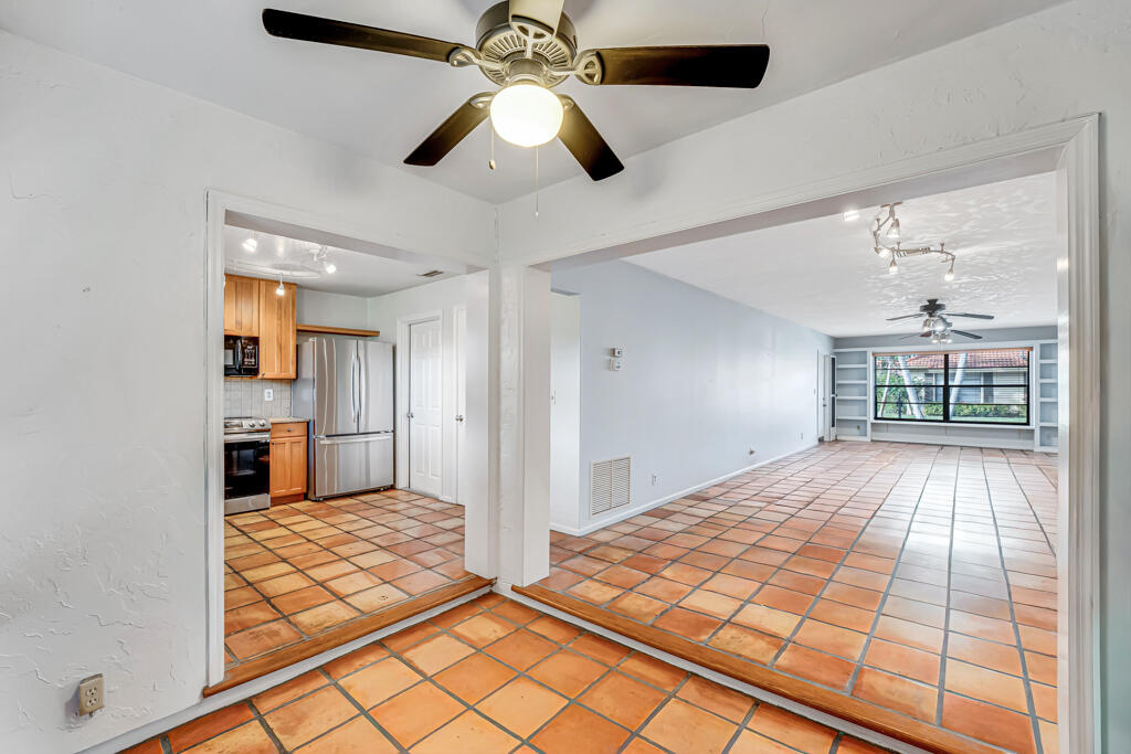 4540 Ficus Tree Road, Unit A Boynton Beach, FL 33436 - Photo 19 of 44 15