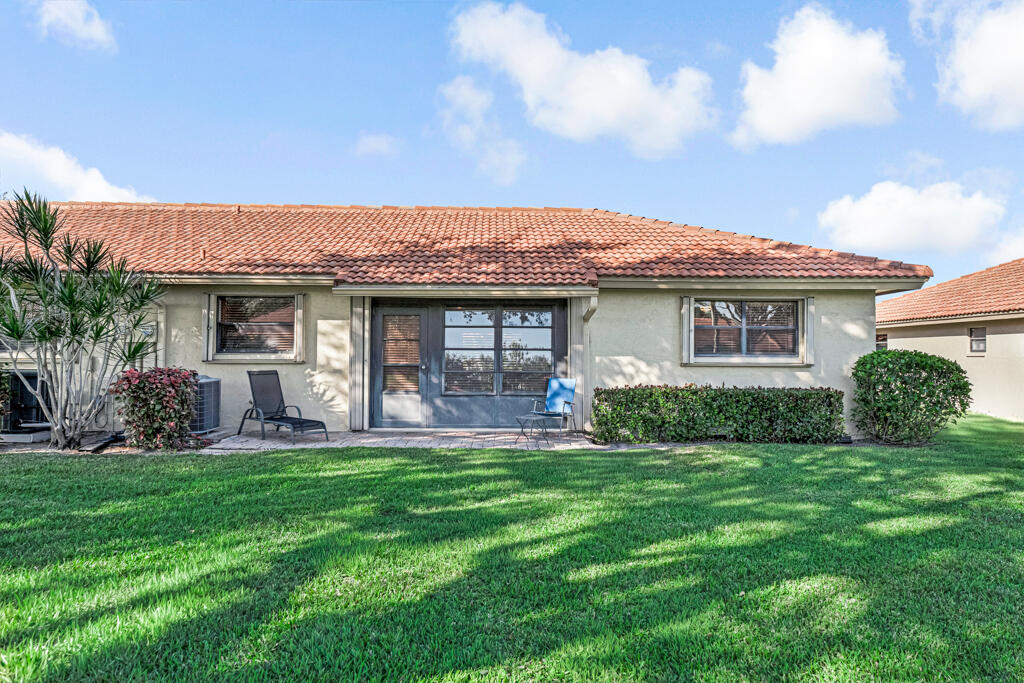 4540 Ficus Tree Road, Unit A Boynton Beach, FL 33436 - Photo 5 of 44 37