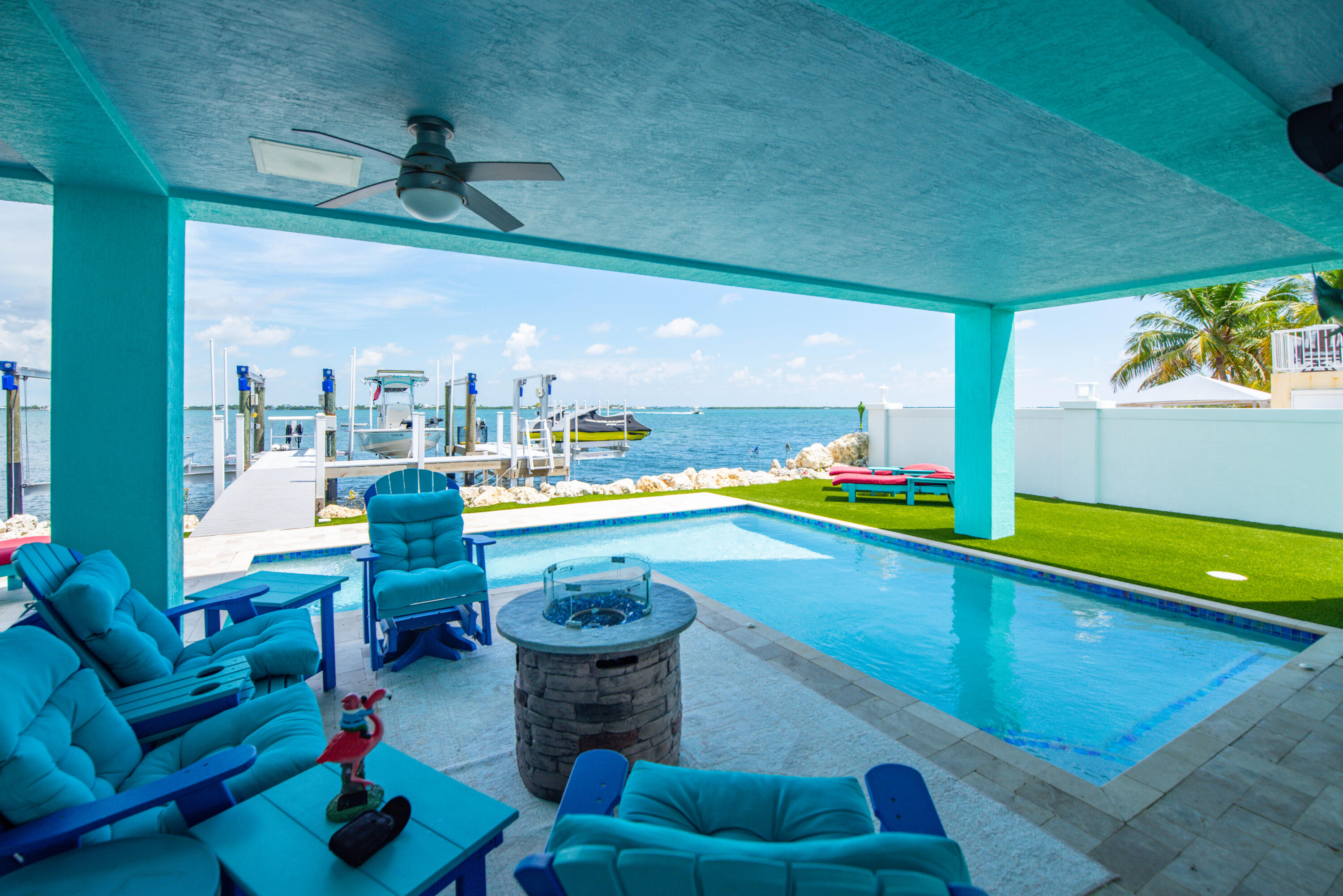 747 La Fitte Road Summerland Key, FL 33042 - Photo 41 of 103 a living room with furniture and a large window