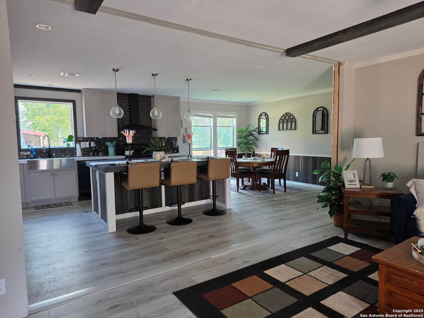 625 Ave D Poteet, TX 78065 - Photo 2 of 15