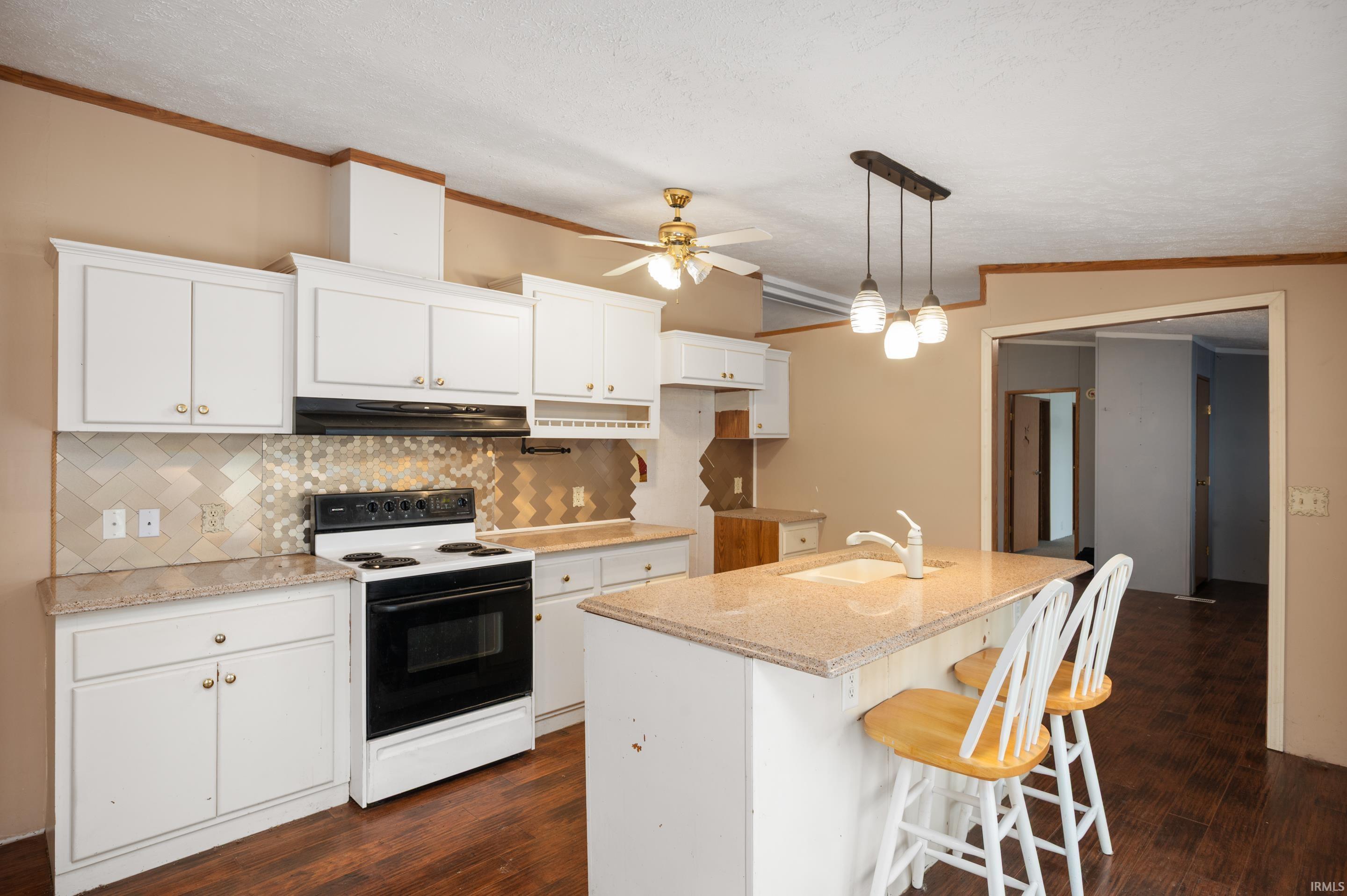 1294 North Hillsboro Road New Castle, IN 47362 - Photo 5 of 24