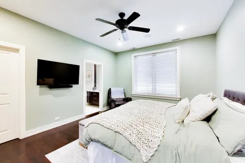 $559,000 | 1937 West Diversey Parkway, Unit 2B, Chicago, IL 60614