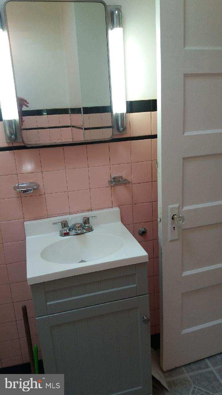 2124 Shallcross Street Philadelphia, PA 19124 - Photo 14 of 16