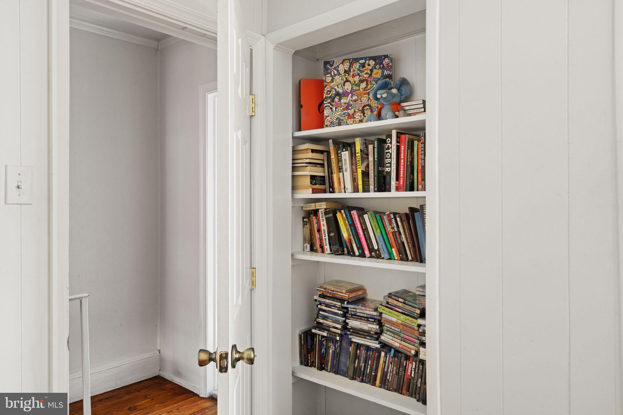944 Tree Street Philadelphia, PA 19148 - Photo 12 of 19 Gallery Image 12