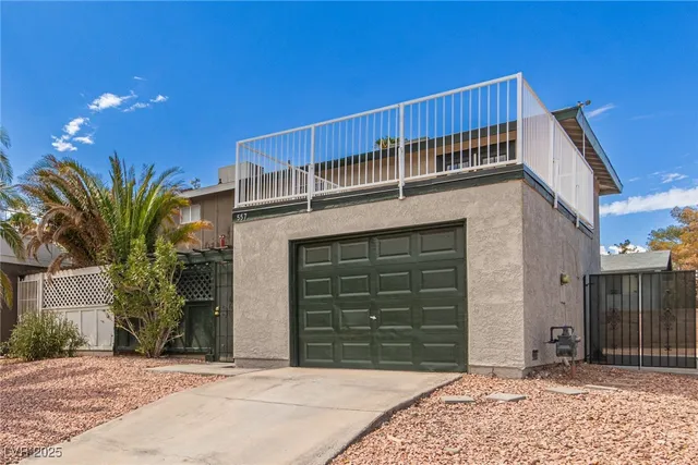 $1,695 | 557 Chelsea Drive, Henderson, NV 89014