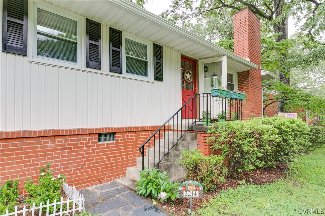 2214 Nortonia Road Richmond, VA 23229 - Photo 4 of 46 Gallery Image 4