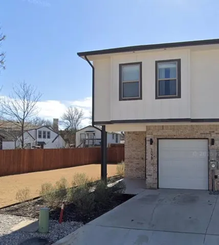 $2,350 | 1028 17th Street, Plano, TX 75074