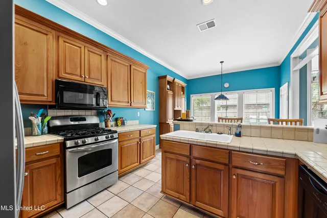 $360,000 | 2032 Englewood Drive, Biloxi, MS 39532