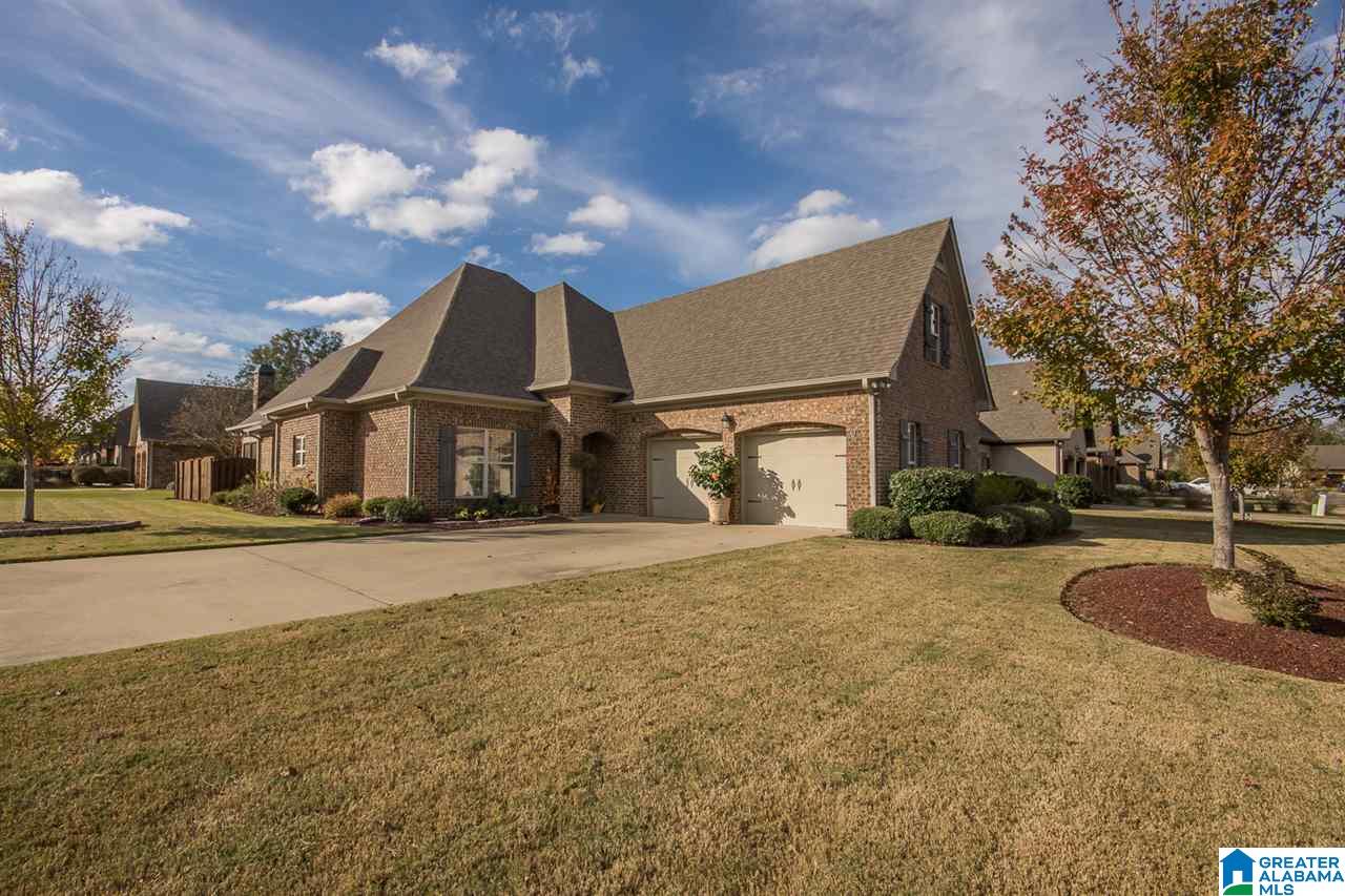 241 Lacey Avenue Alabaster, AL 35114 - Photo 1 of 32