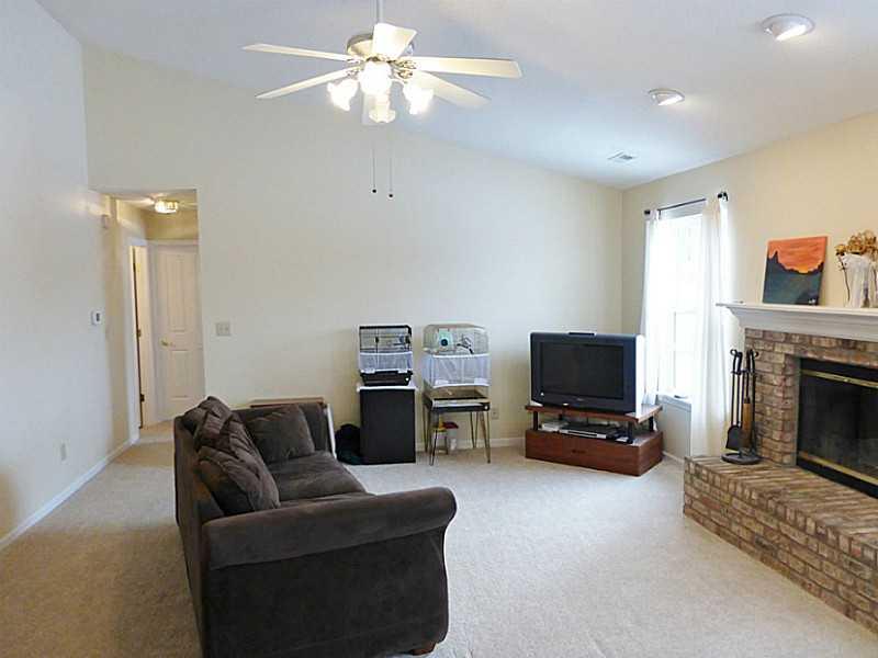 12824 Ramsgate Court Fishers, IN 46038 - Photo 2 of 17 Gallery Image 2