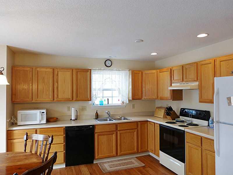 12824 Ramsgate Court Fishers, IN 46038 - Photo 5 of 17 Gallery Image 5
