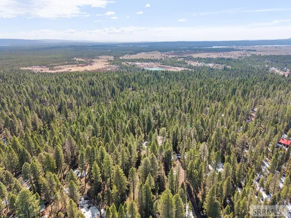 $740,000 | 4154 Pine Crest Drive, Island Park, ID 83429