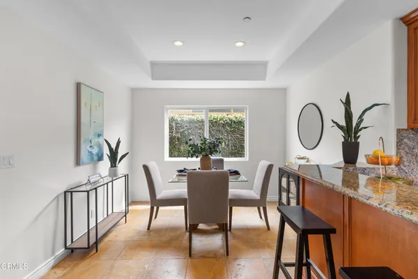 $2,495,000 | 2521 Pierpont Boulevard, Ventura, CA 93001