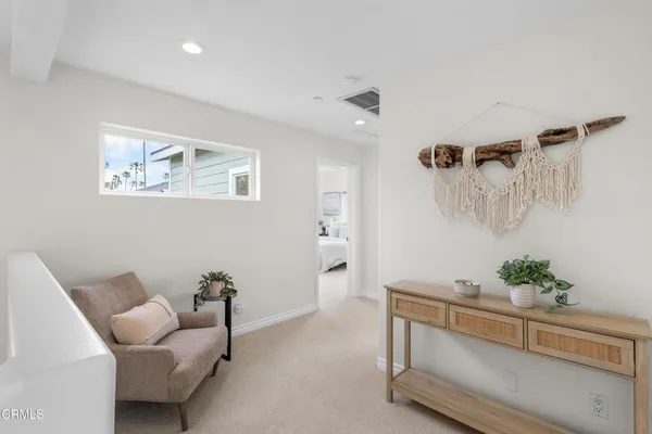 $2,495,000 | 2521 Pierpont Boulevard, Ventura, CA 93001