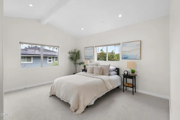 $2,495,000 | 2521 Pierpont Boulevard, Ventura, CA 93001