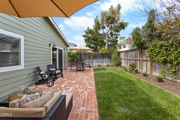 $2,495,000 | 2521 Pierpont Boulevard, Ventura, CA 93001