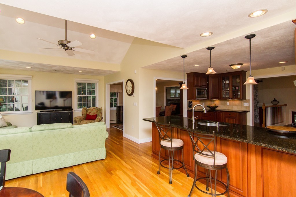 488 High Street Walpole, MA 02081 - Photo 11 of 27 Gallery Image 11