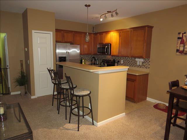 179 Timberbrook Dundee, MI 48131 - Photo 2 of 17