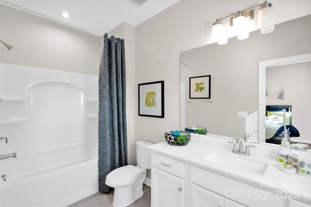 $669,999 | 2017 Saxon Pl Drive, Fort Mill, SC 29715