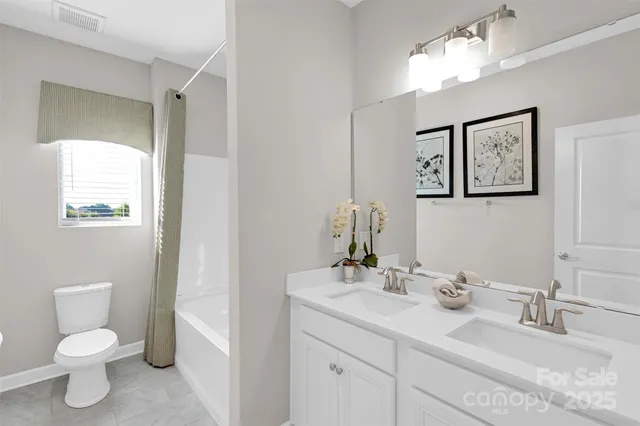 $669,999 | 2017 Saxon Pl Drive, Fort Mill, SC 29715