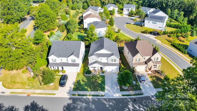 $669,999 | 2017 Saxon Pl Drive, Fort Mill, SC 29715