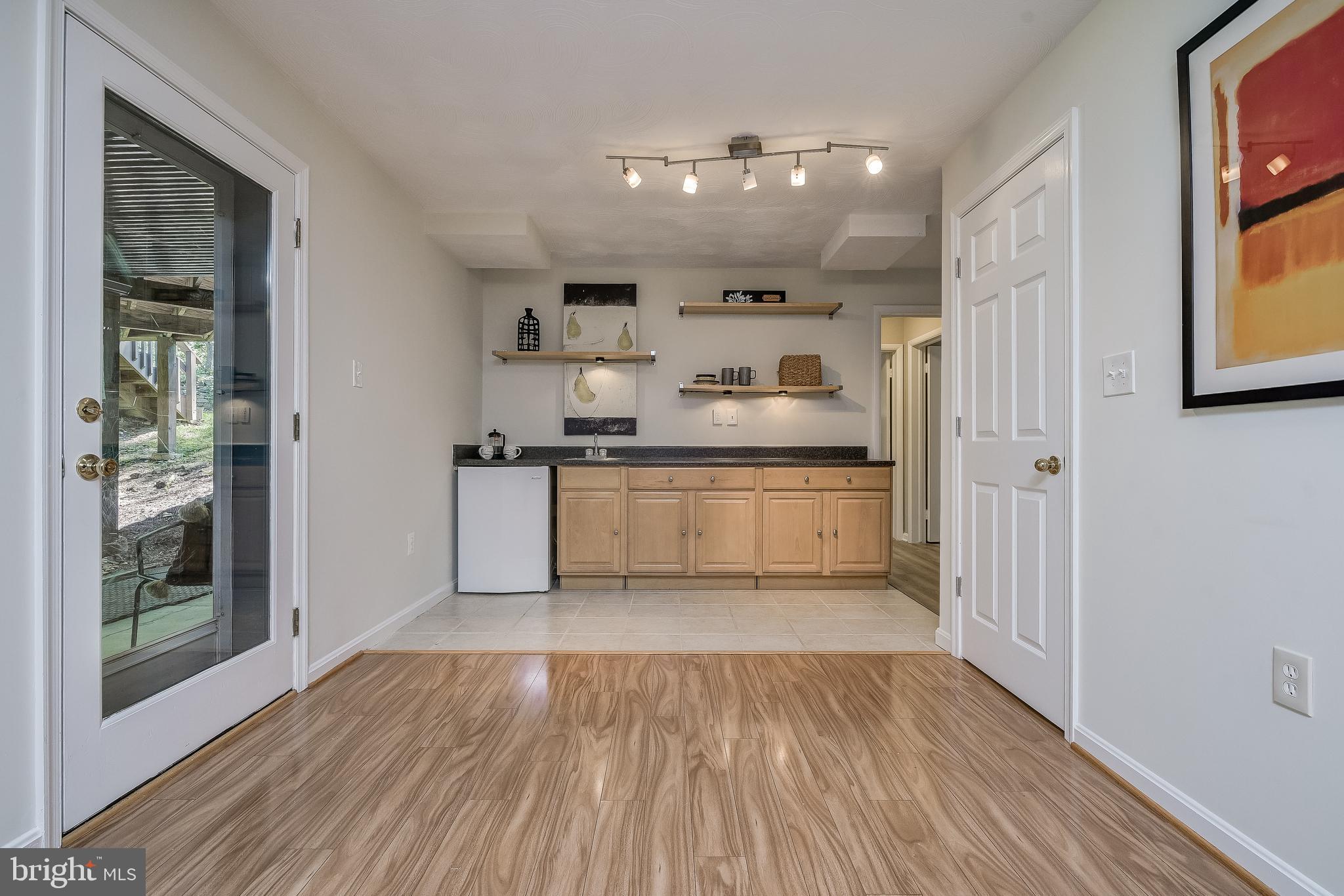 6522 East Halbert Road Bethesda, MD 20817 - Photo 32 of 63 Private entry and Kitchenette