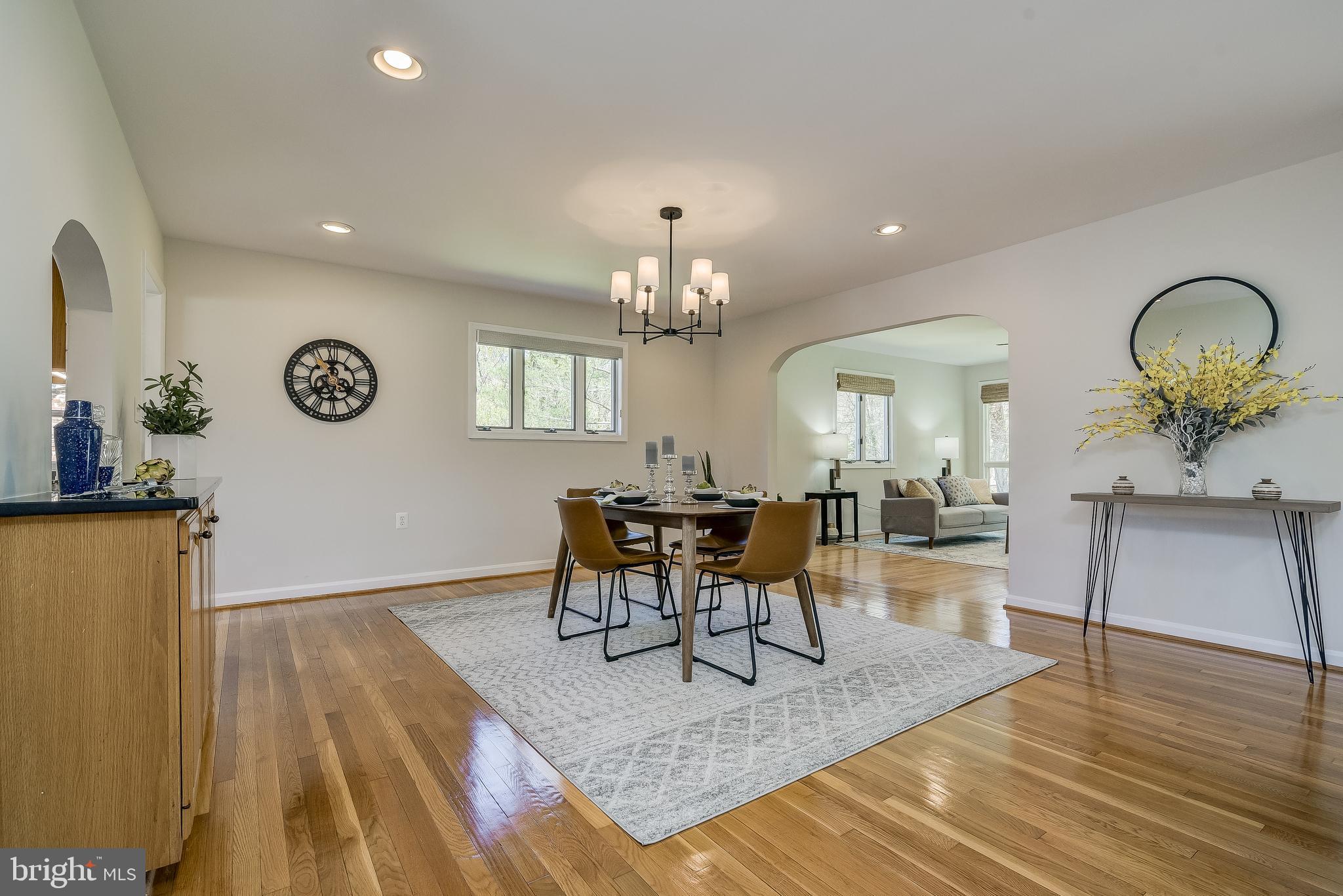 6522 East Halbert Road Bethesda, MD 20817 - Photo 9 of 63 Dining Area