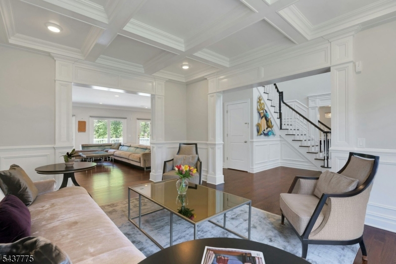 16 Exeter Road Short Hills, NJ 07078 - Photo 10 of 49
