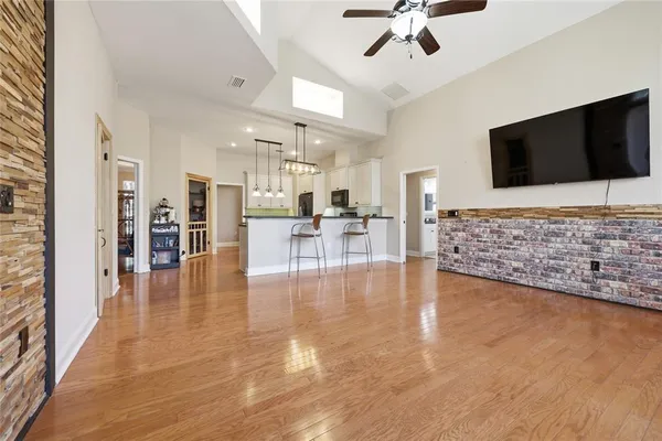 $950,000 | 10320 Southwest 17th Place, Gainesville, FL 32607
