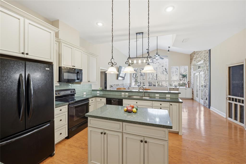 10320 Southwest 17th Place Gainesville, FL 32607 - Photo 24 of 62