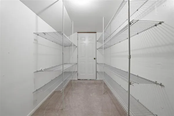 $950,000 | 10320 Southwest 17th Place, Gainesville, FL 32607