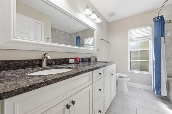 $950,000 | 10320 Southwest 17th Place, Gainesville, FL 32607