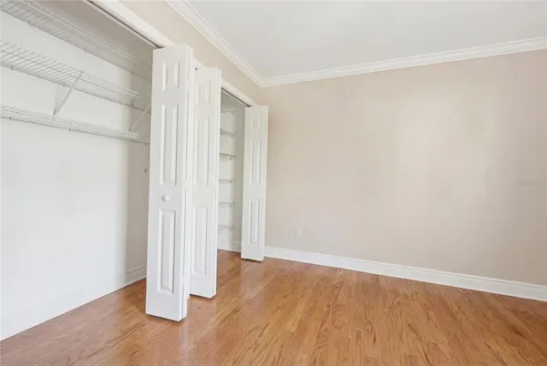 $950,000 | 10320 Southwest 17th Place, Gainesville, FL 32607