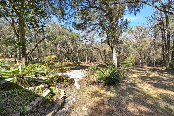 $950,000 | 10320 Southwest 17th Place, Gainesville, FL 32607