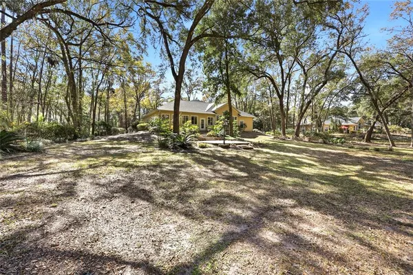 $950,000 | 10320 Southwest 17th Place, Gainesville, FL 32607