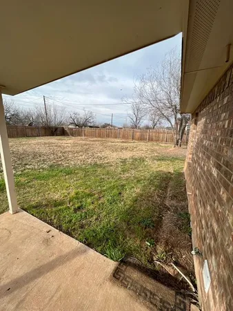$1,550 | 301 Thornton Street, Merkel, TX 79536